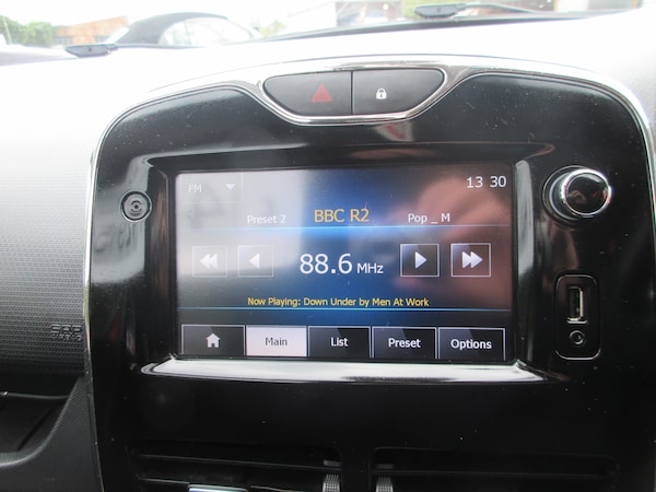Used Renault Clio 2014 for sale - 75629814: Photo 11