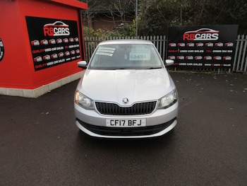 Used Skoda Fabia 2017 for sale - 76693155: Photo