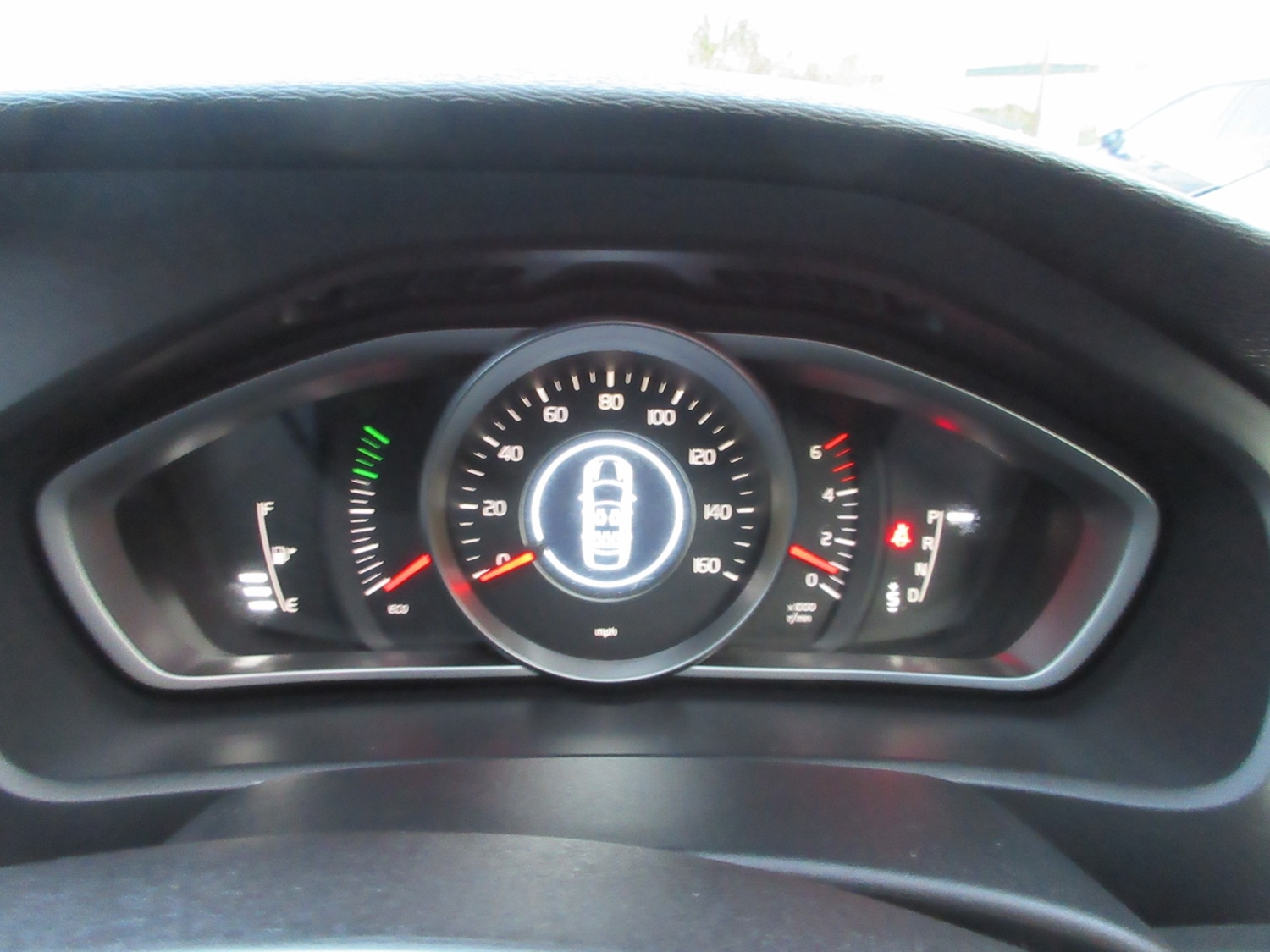 Used Volvo V40 2015 for sale - 76932224: Photo 11