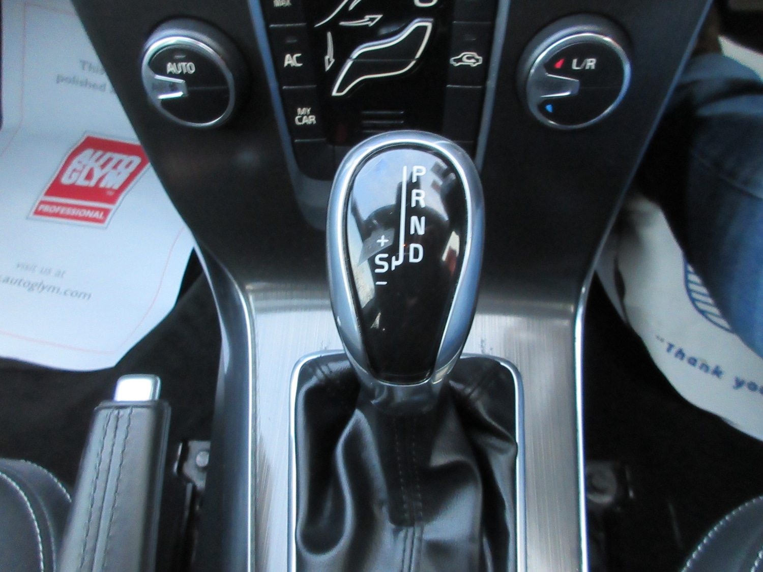 Used Volvo V40 2015 for sale - 76932224: Photo 14