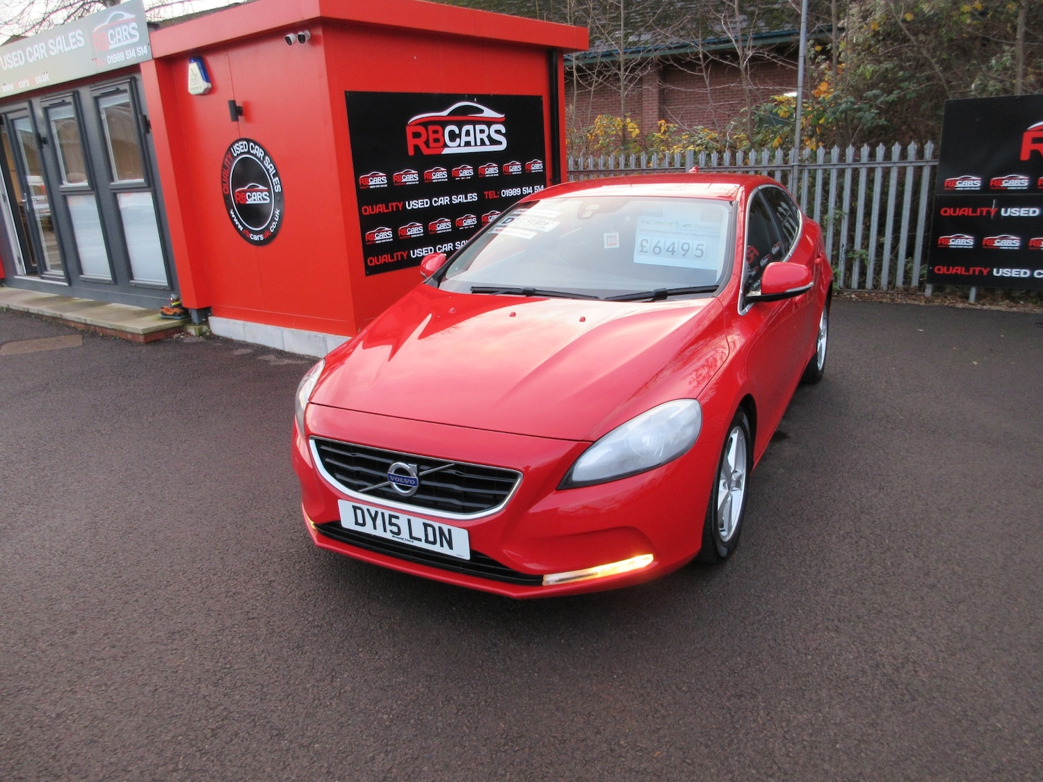 Used Volvo V40 2015 for sale - 76932224: Photo 3