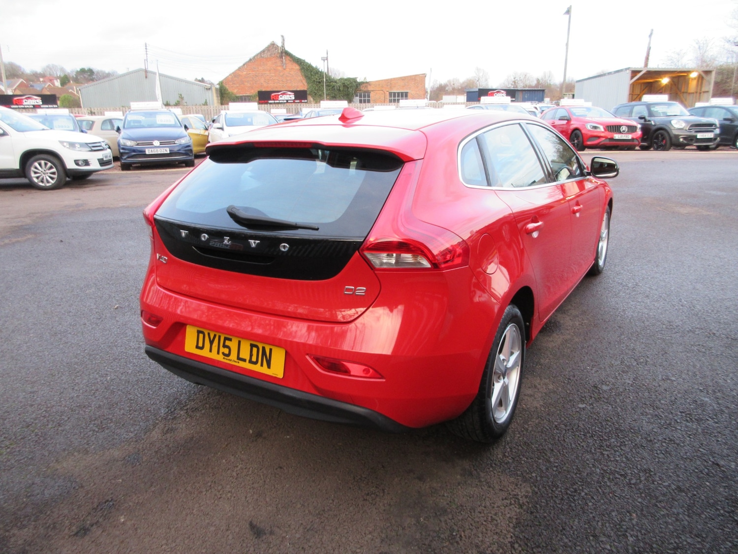 Used Volvo V40 2015 for sale - 76932224: Photo 6