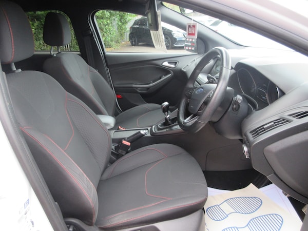 Used Ford Focus 2018 for sale - 75594420: Photo 9