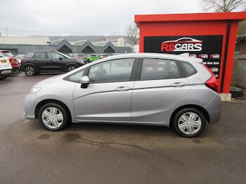 Used Honda Jazz 2018 for sale - 77260949: Photo