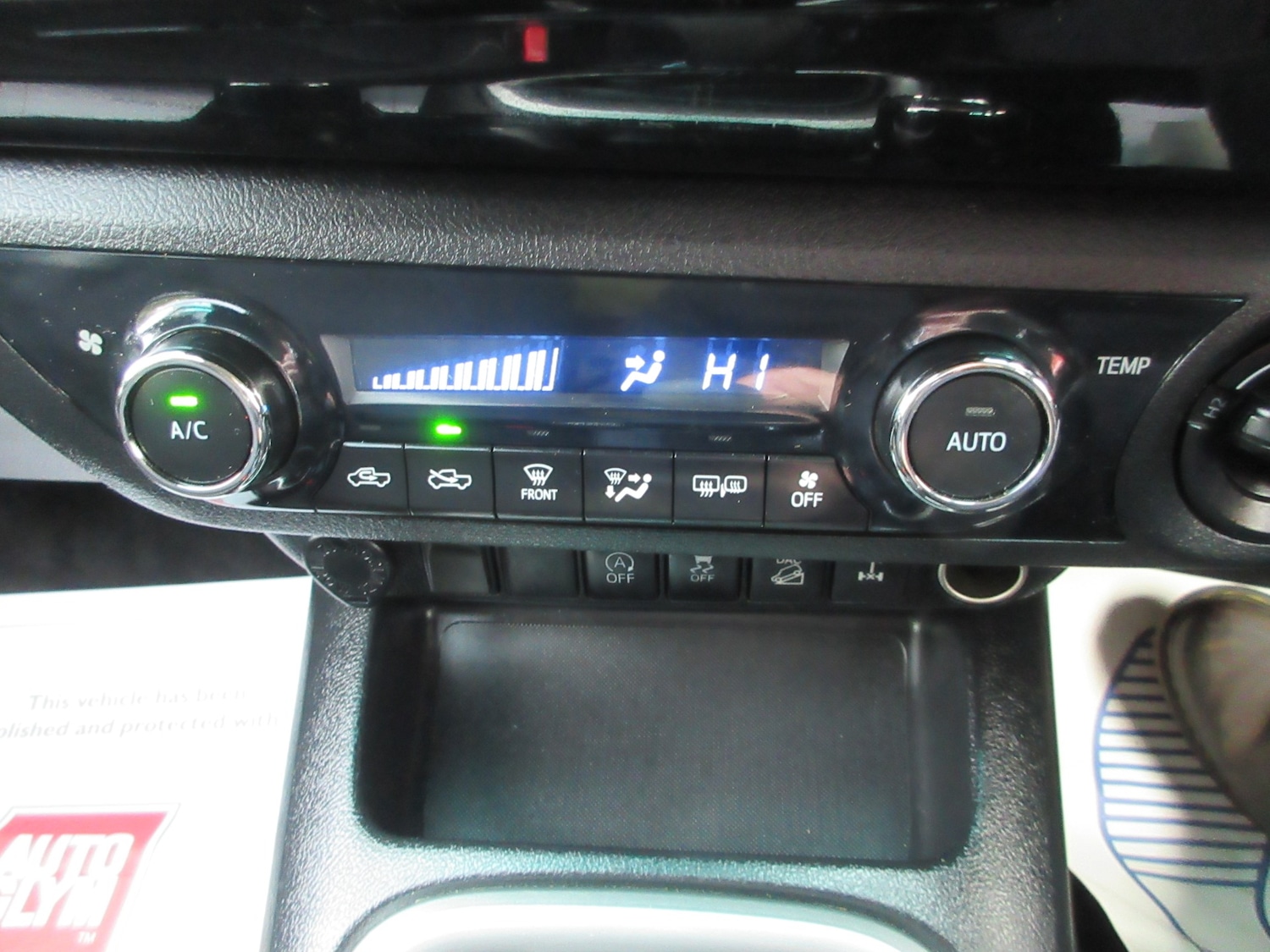 Used Toyota Hilux 2018 for sale - 76403479: Photo 12