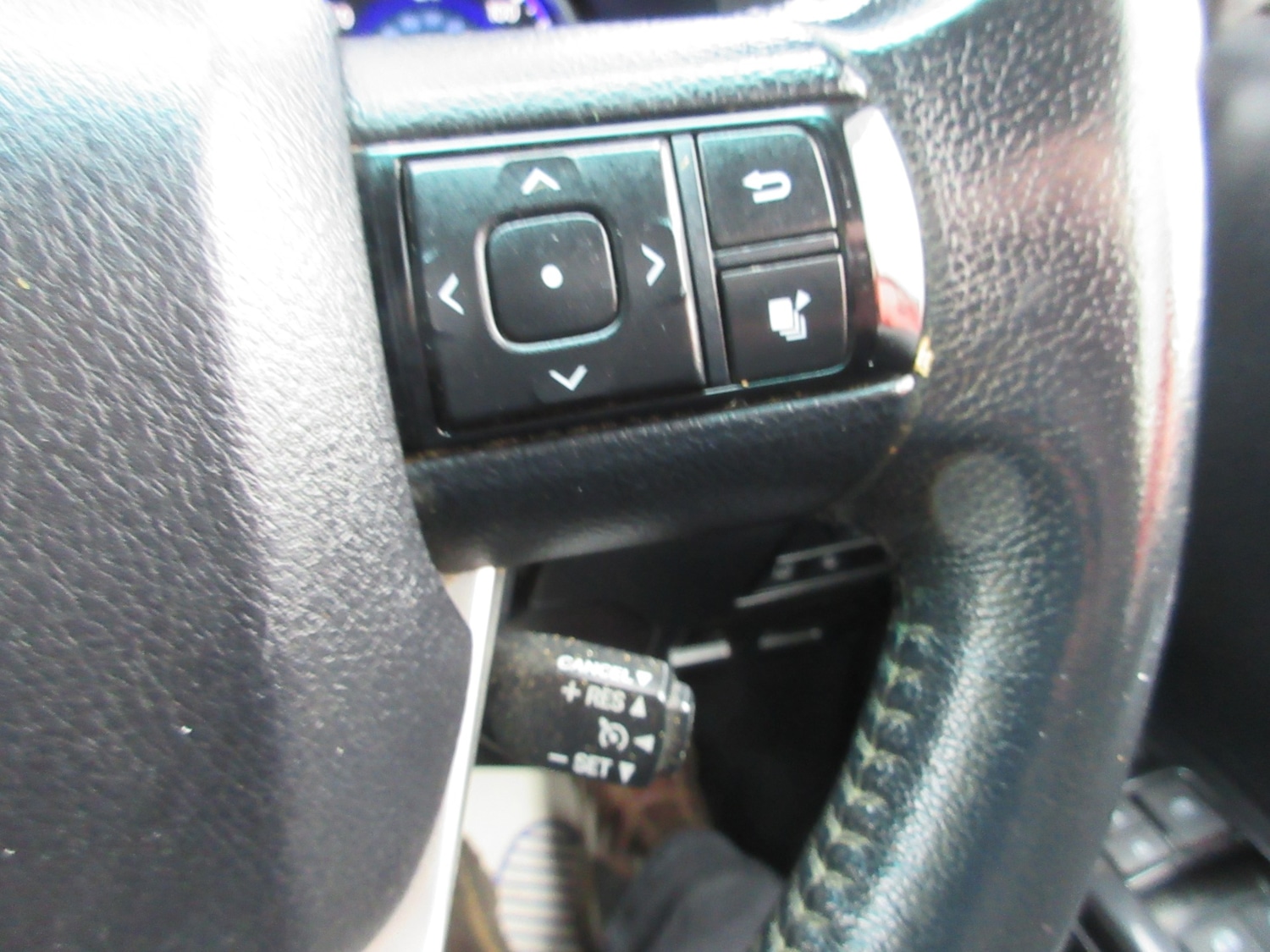 Used Toyota Hilux 2018 for sale - 76403479: Photo 17