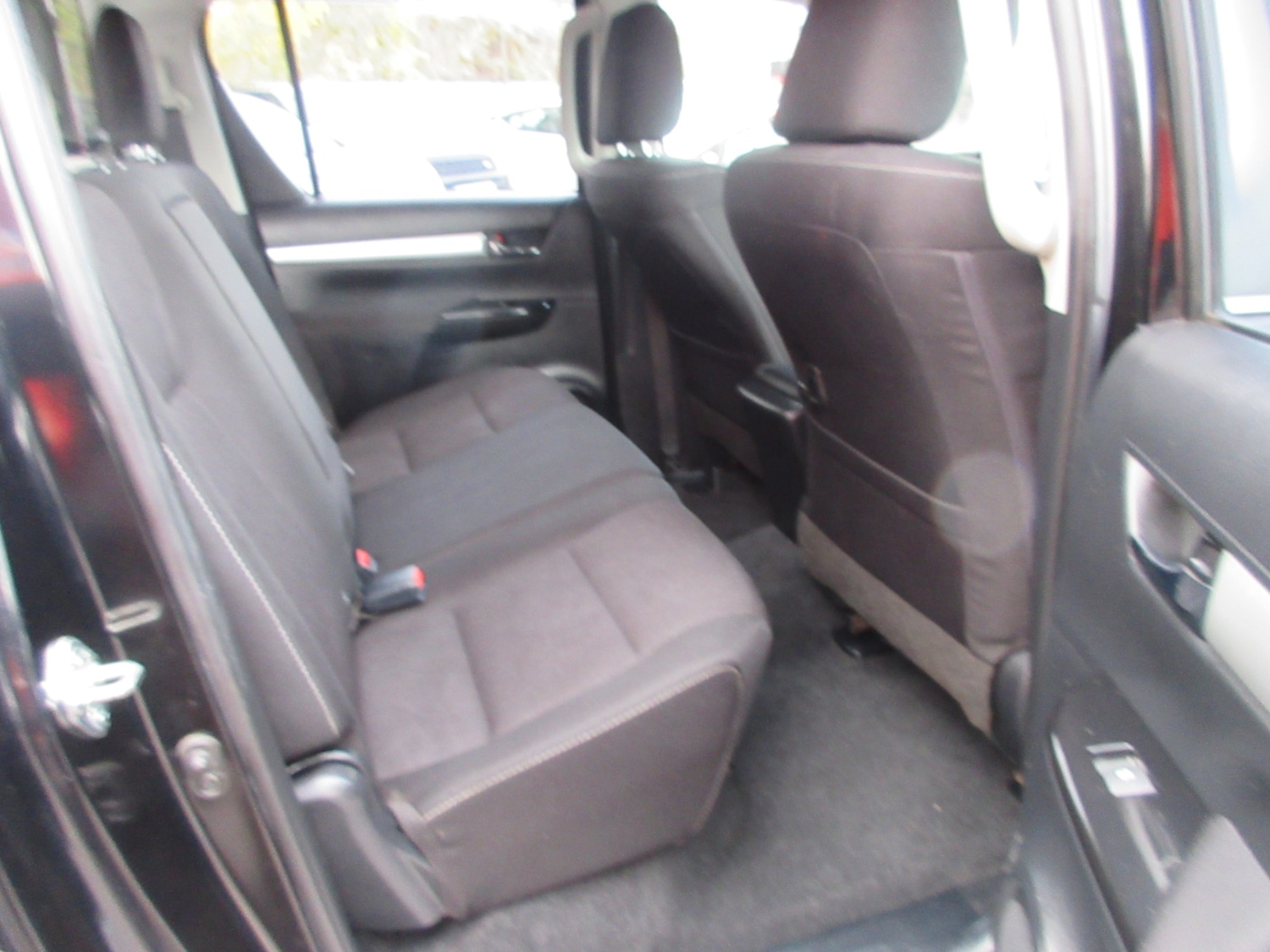 Used Toyota Hilux 2018 for sale - 76403479: Photo 20