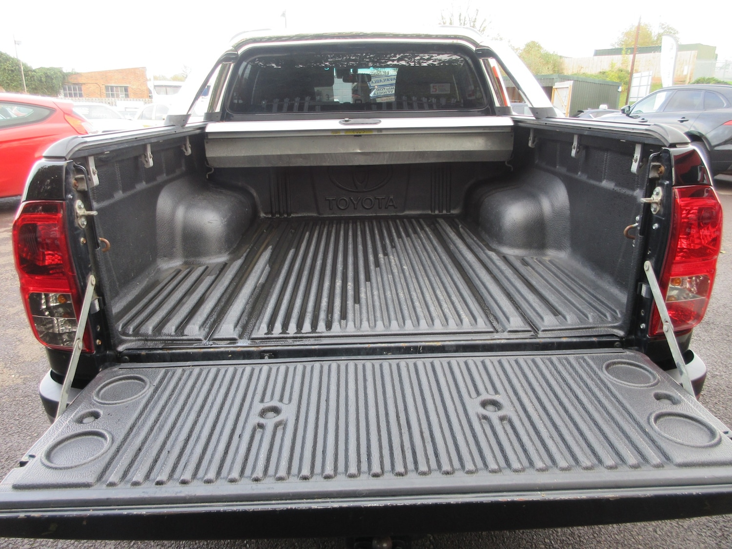 Used Toyota Hilux 2018 for sale - 76403479: Photo 21