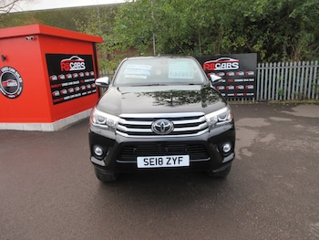 Used Toyota Hilux 2018 for sale - 76403479: Photo