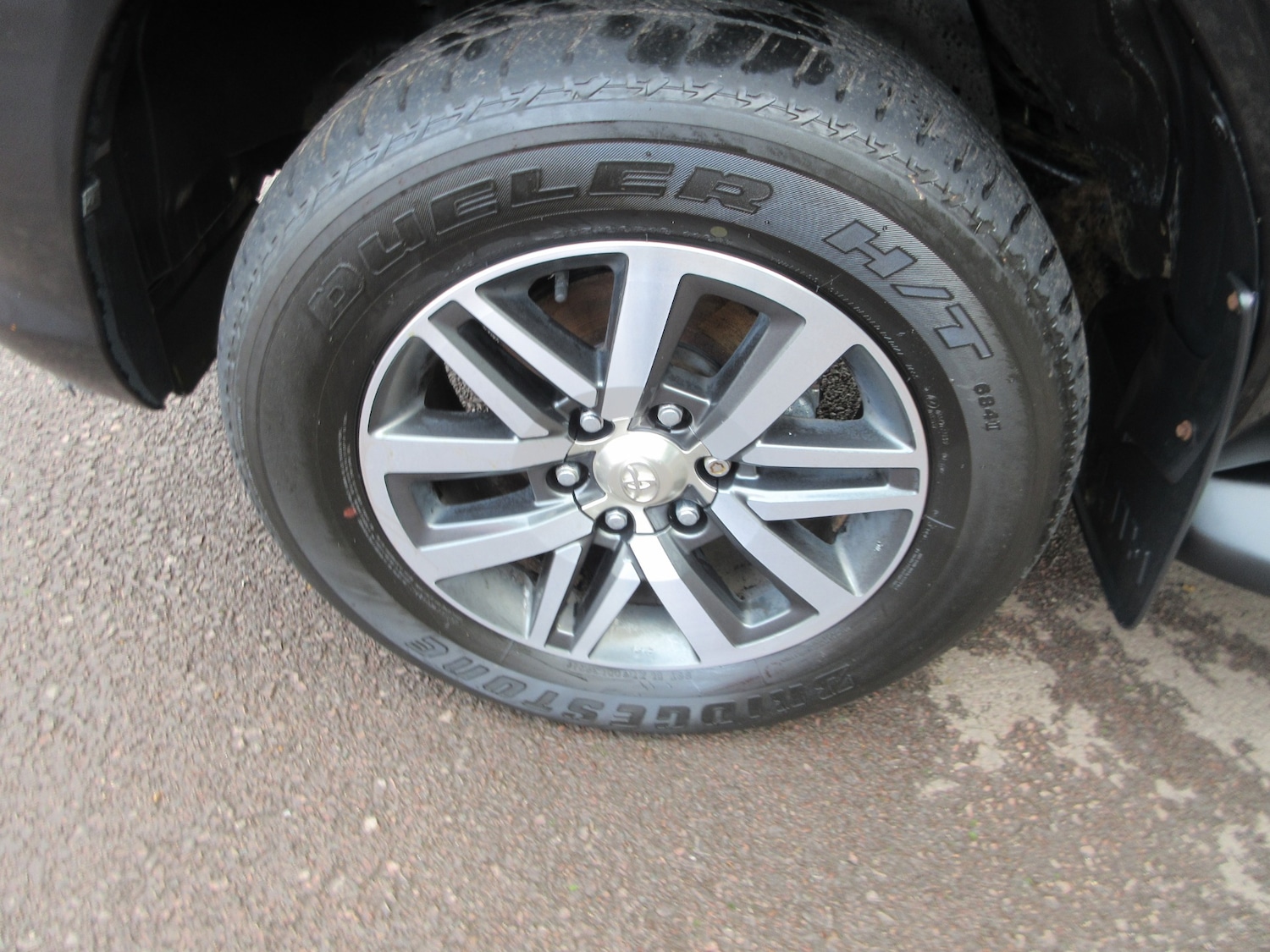 Used Toyota Hilux 2018 for sale - 76403479: Photo 30