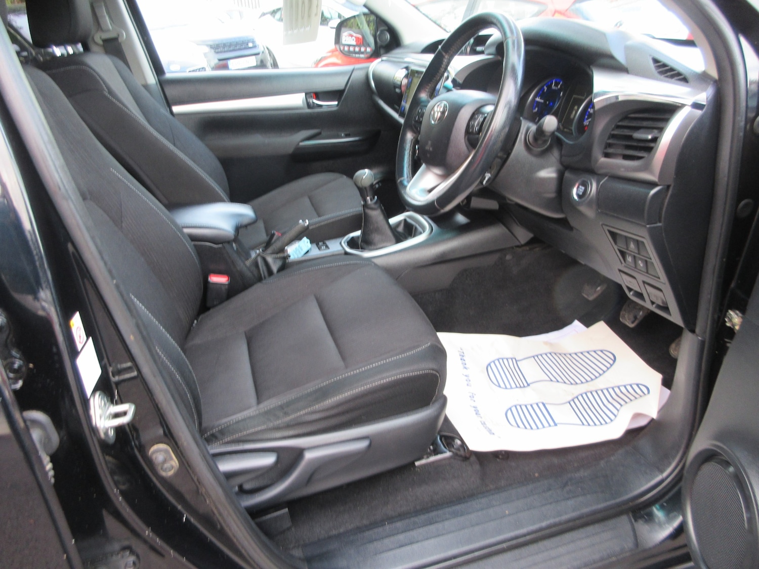 Used Toyota Hilux 2018 for sale - 76403479: Photo 8