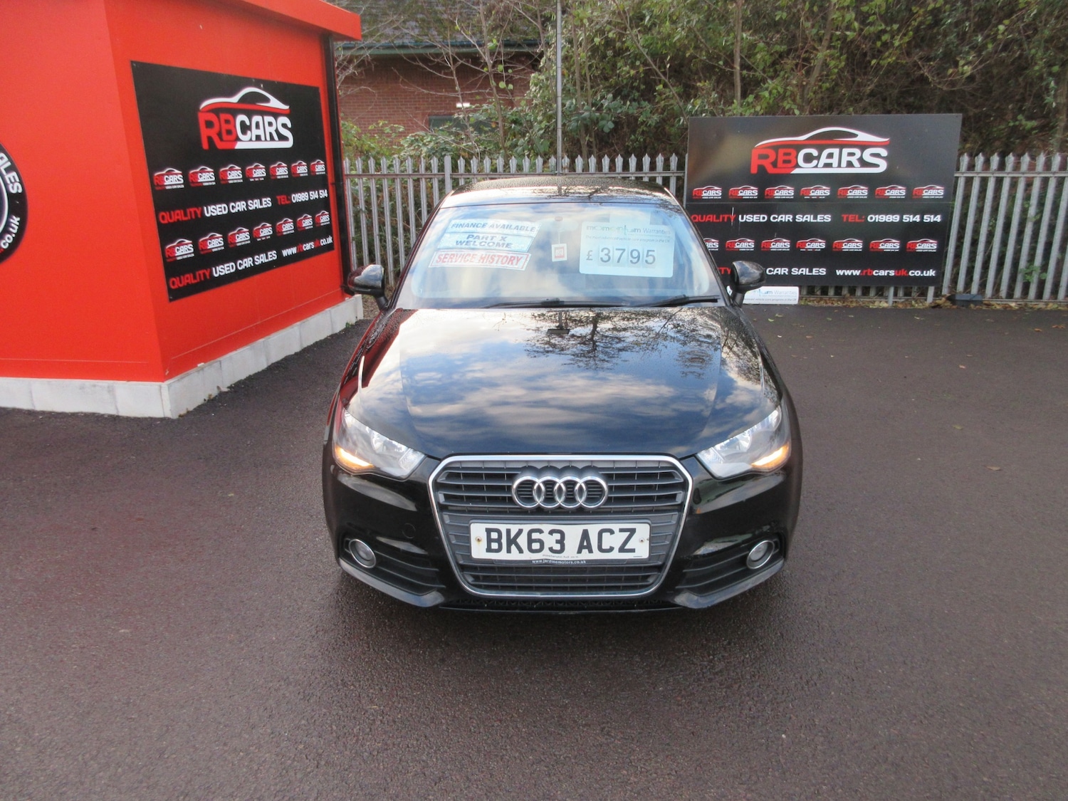 Used Audi A1 2013 for sale - 76682520: Photo 2