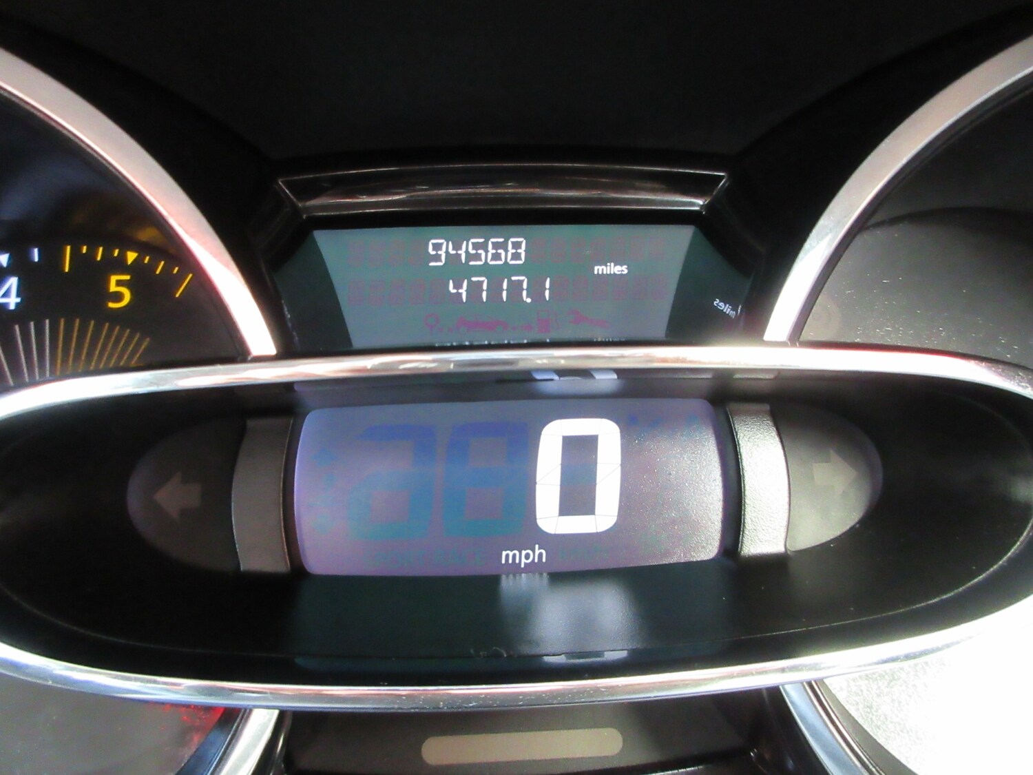 Used Renault Clio 2014 for sale - 76777449: Photo 13