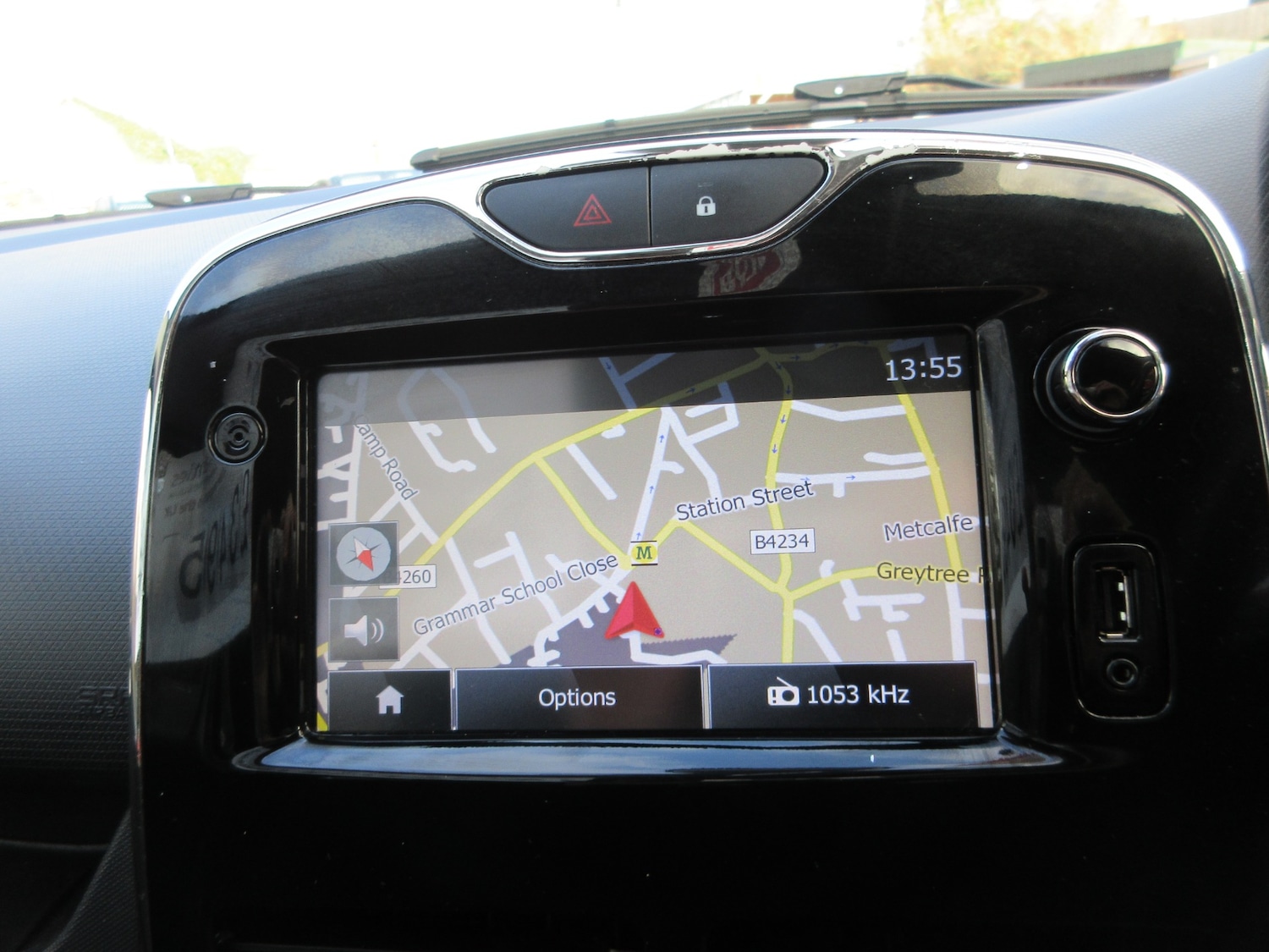 Used Renault Clio 2014 for sale - 76777449: Photo 15