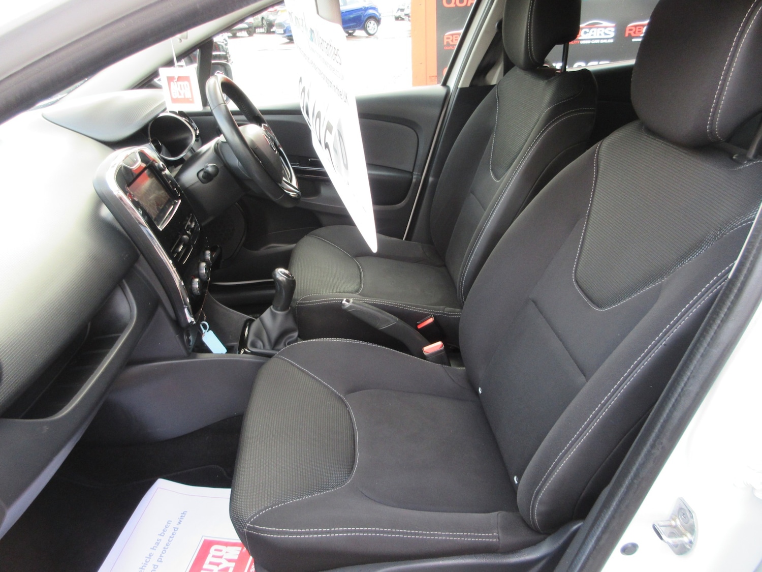 Used Renault Clio 2014 for sale - 76777449: Photo 26