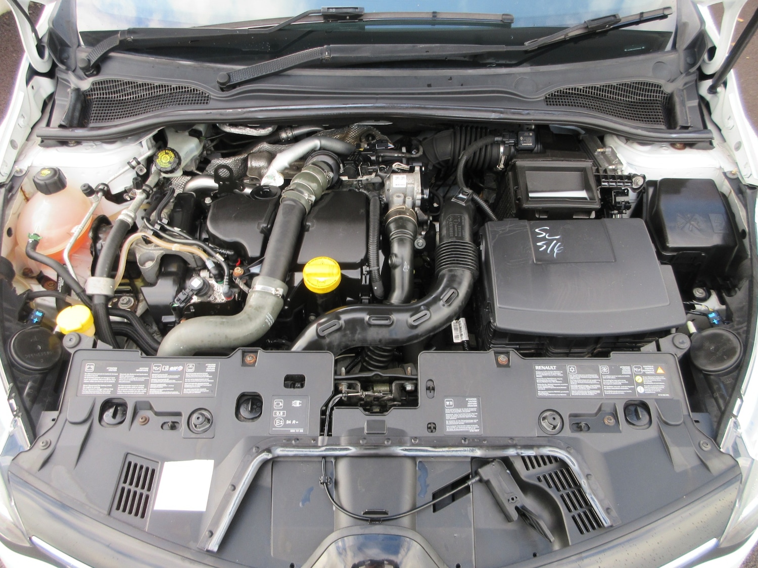 Used Renault Clio 2014 for sale - 76777449: Photo 27