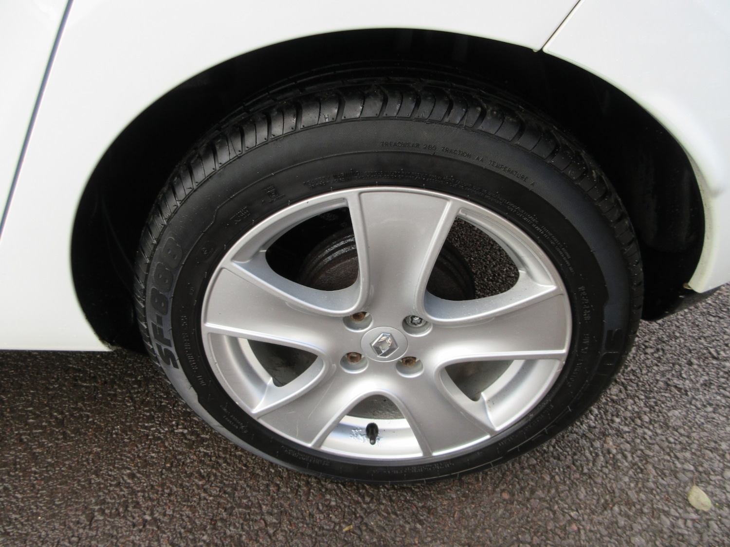 Used Renault Clio 2014 for sale - 76777449: Photo 30