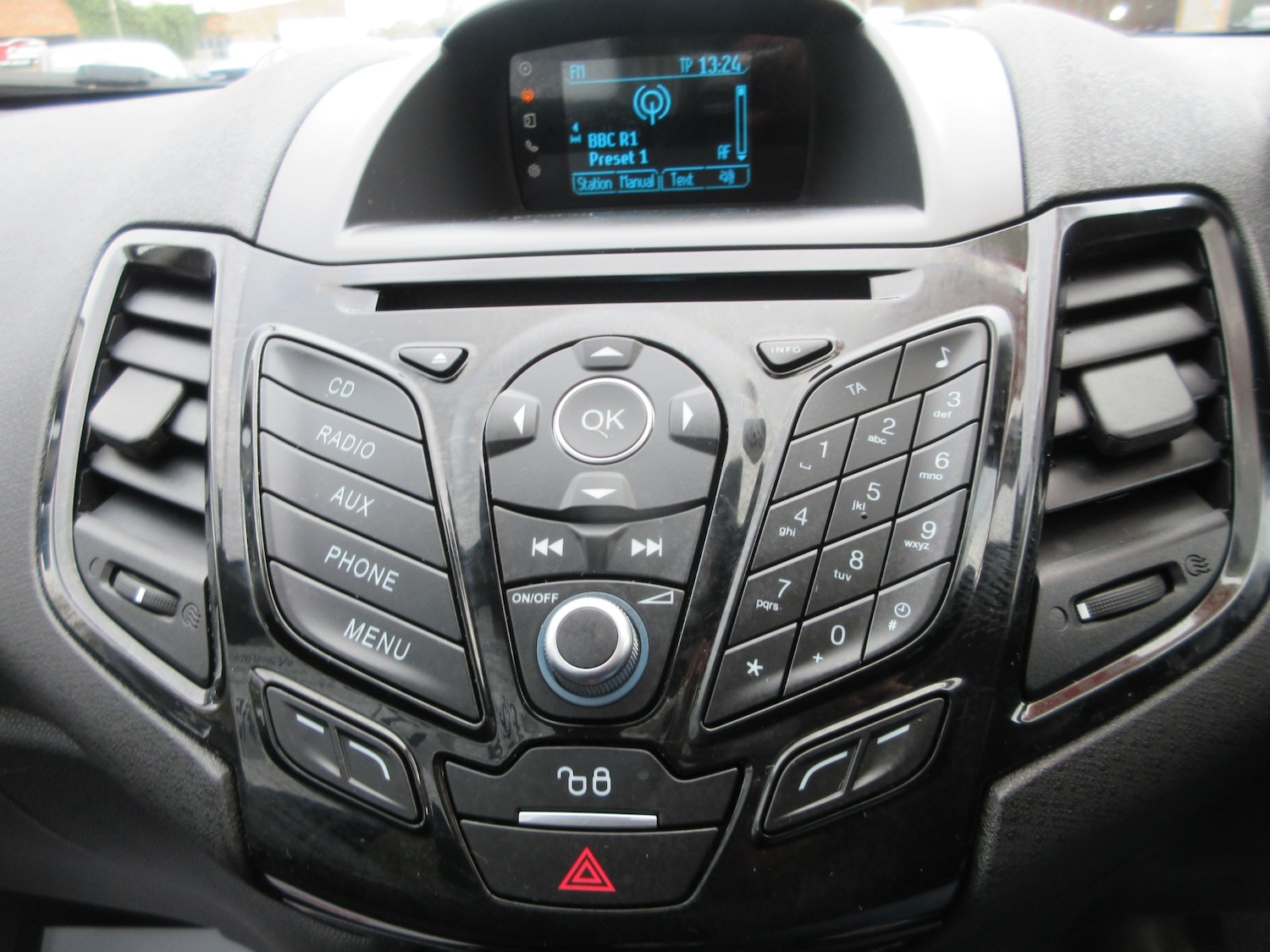 Used Ford Fiesta 2016 for sale - 76877641: Photo 11