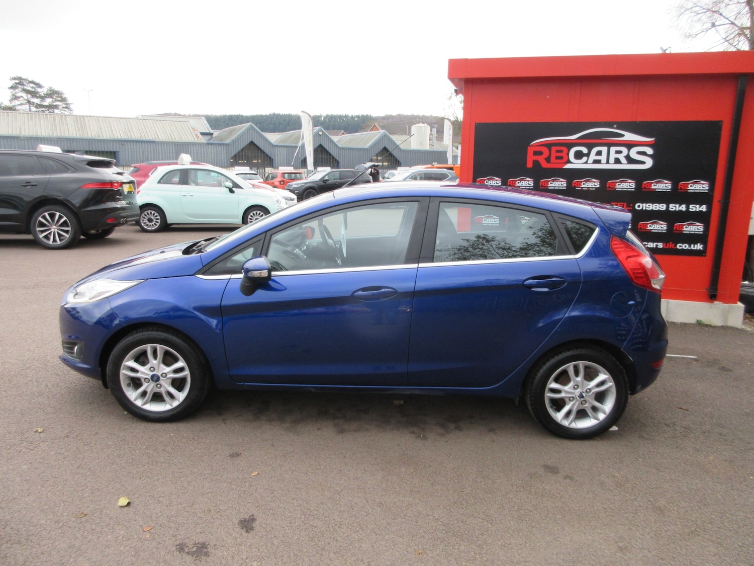 Used Ford Fiesta 2016 for sale - 76877641: Photo 4