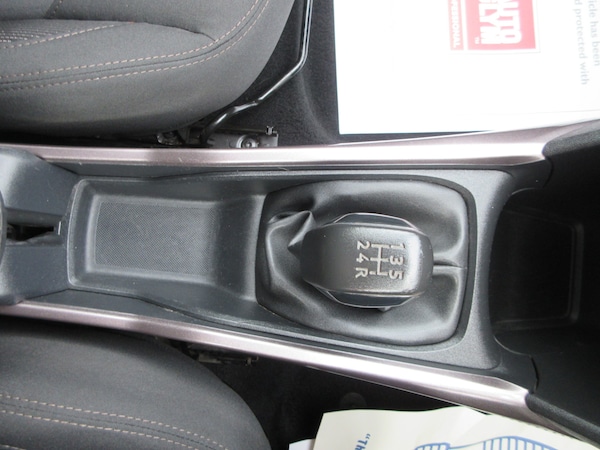 Used Peugeot 2008 2014 for sale - 76288527: Photo 21