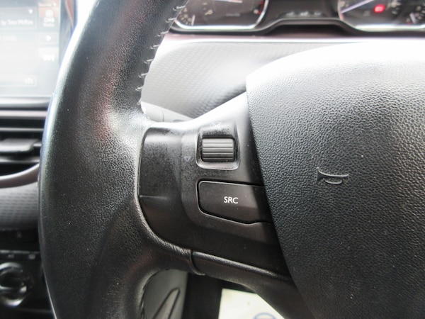 Used Peugeot 2008 2014 for sale - 76288527: Photo 22