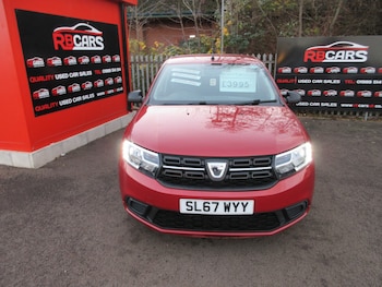 Used Dacia Sandero 2017 for sale - 76748579: Photo