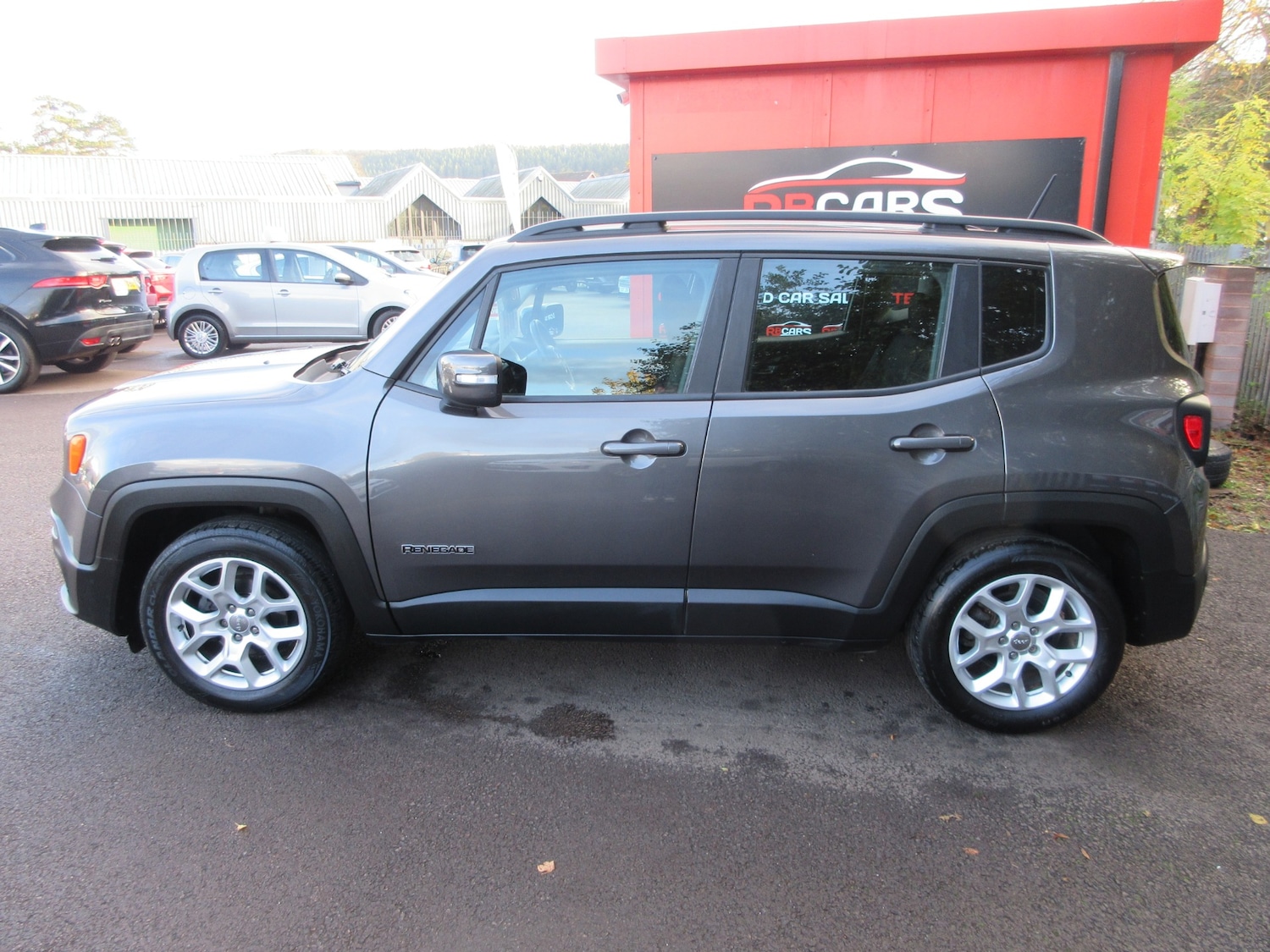 Used Jeep Renegade 2016 for sale - 76316596: Photo 4