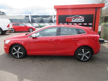 Used Volvo V40 2017 for sale - 77896590: Photo