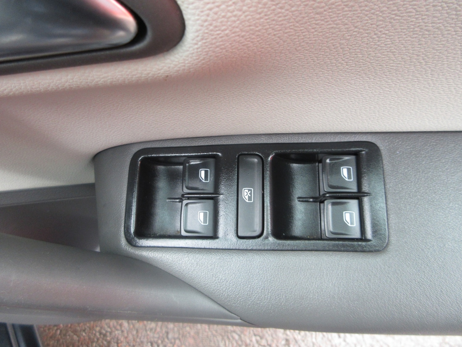 Used Volkswagen Polo 2017 for sale - 77516164: Photo 9