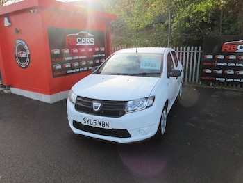 Used Dacia Sandero 2015 for sale - 76404886: Photo