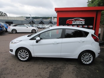 Used Ford Fiesta 2015 for sale - 78914575: Photo