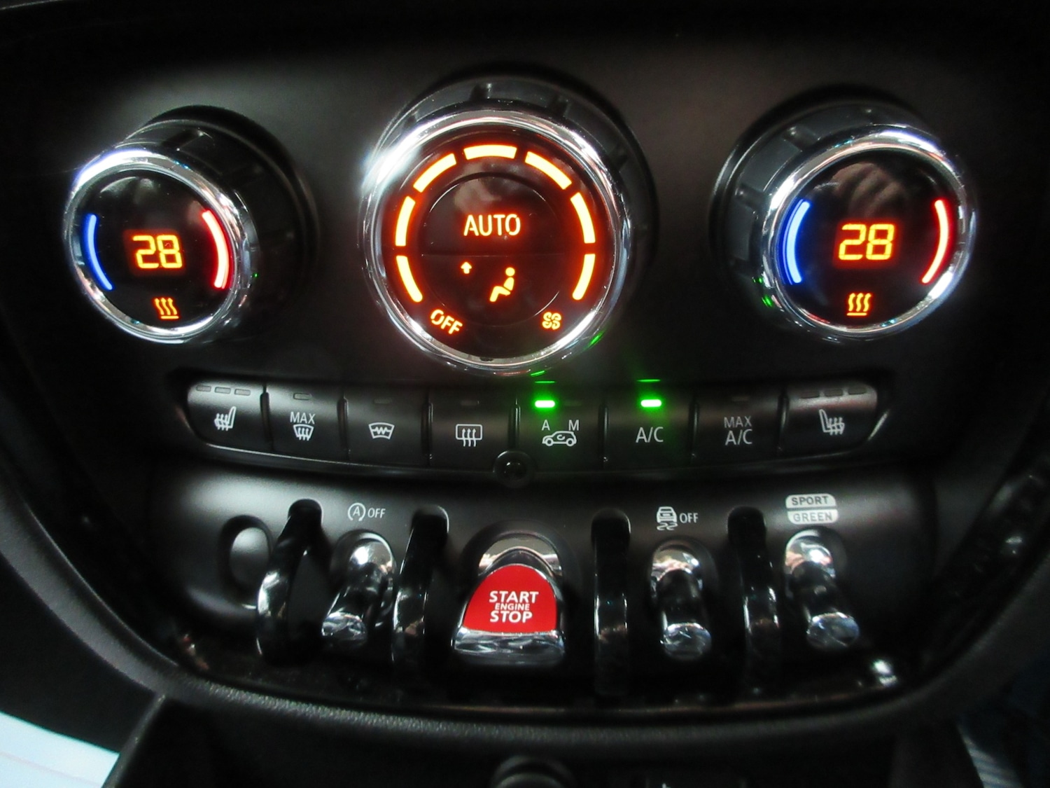 Used MINI Clubman 2018 for sale - 77099886: Photo 17