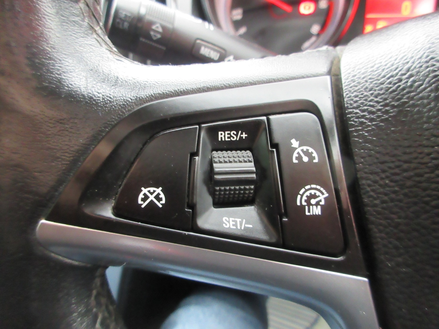 Used Vauxhall Astra 2015 for sale - 76352265: Photo 11