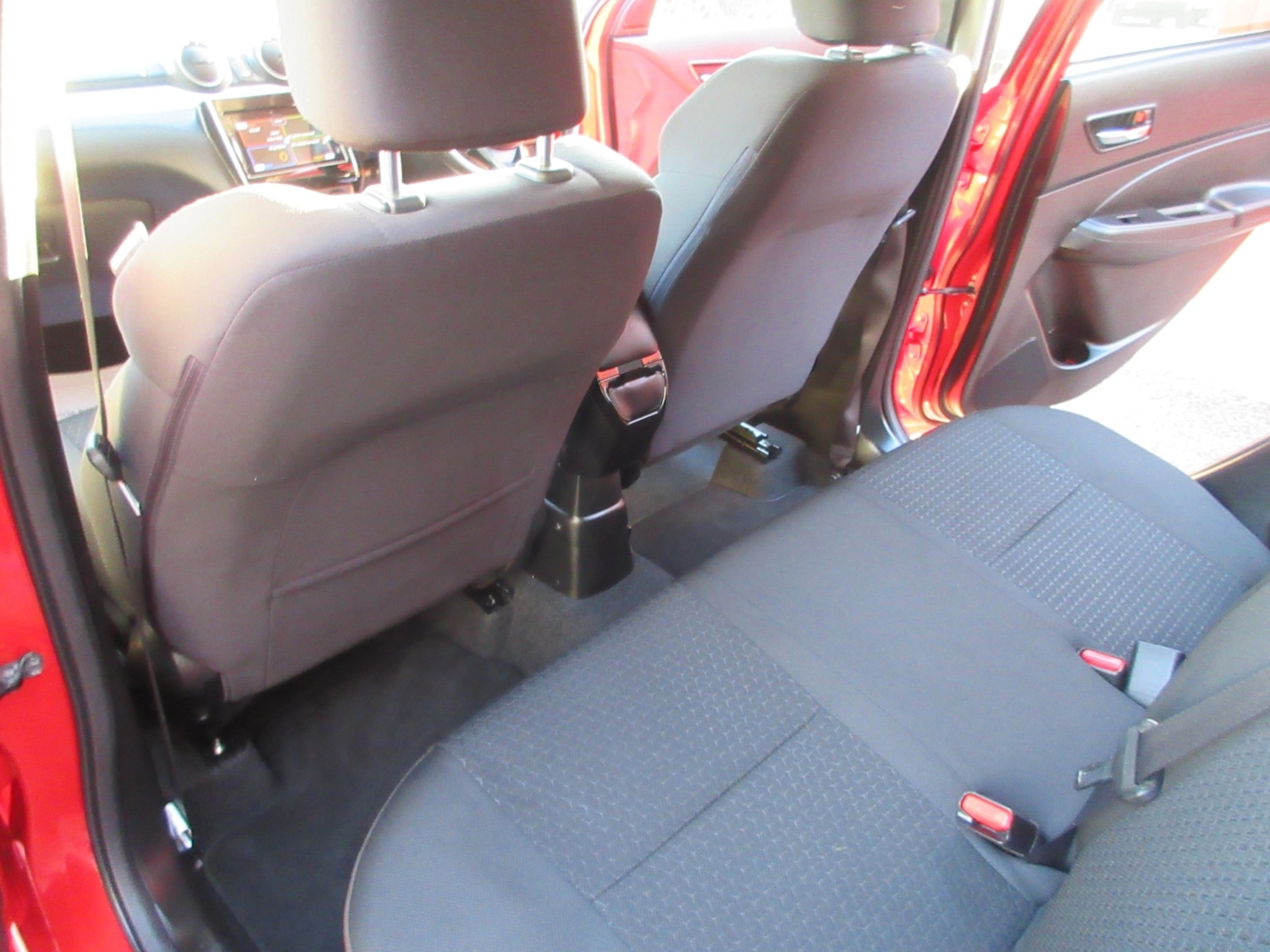 Used Suzuki Swift 2017 for sale - 76693703: Photo 15