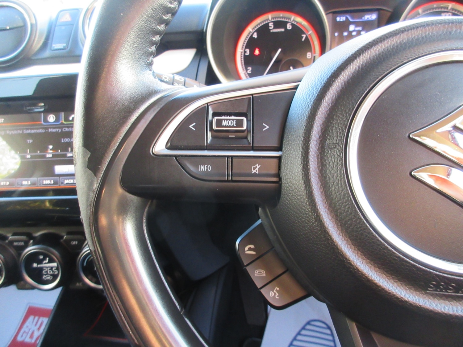 Used Suzuki Swift 2017 for sale - 76693703: Photo 22