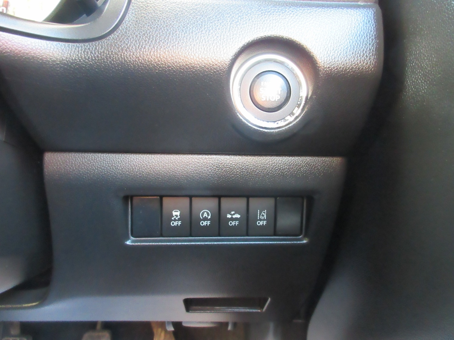 Used Suzuki Swift 2017 for sale - 76693703: Photo 24