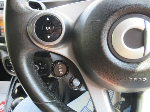 Used smart fortwo 2015 for sale - 75333332: Photo 16