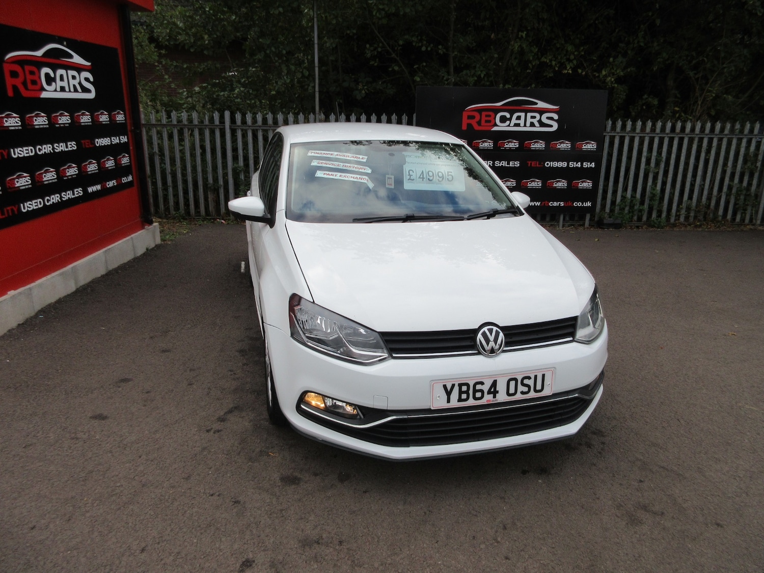 Used Volkswagen Polo 2014 for sale - 76129694: Photo 1