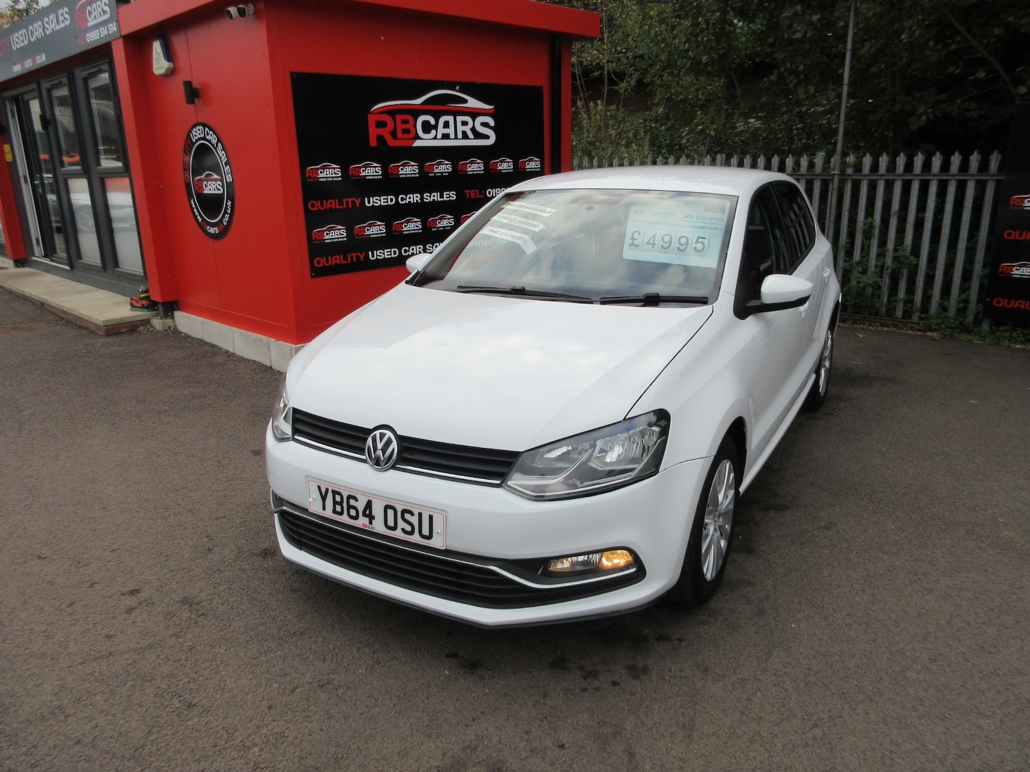 Used Volkswagen Polo 2014 for sale - 76129694: Photo 3