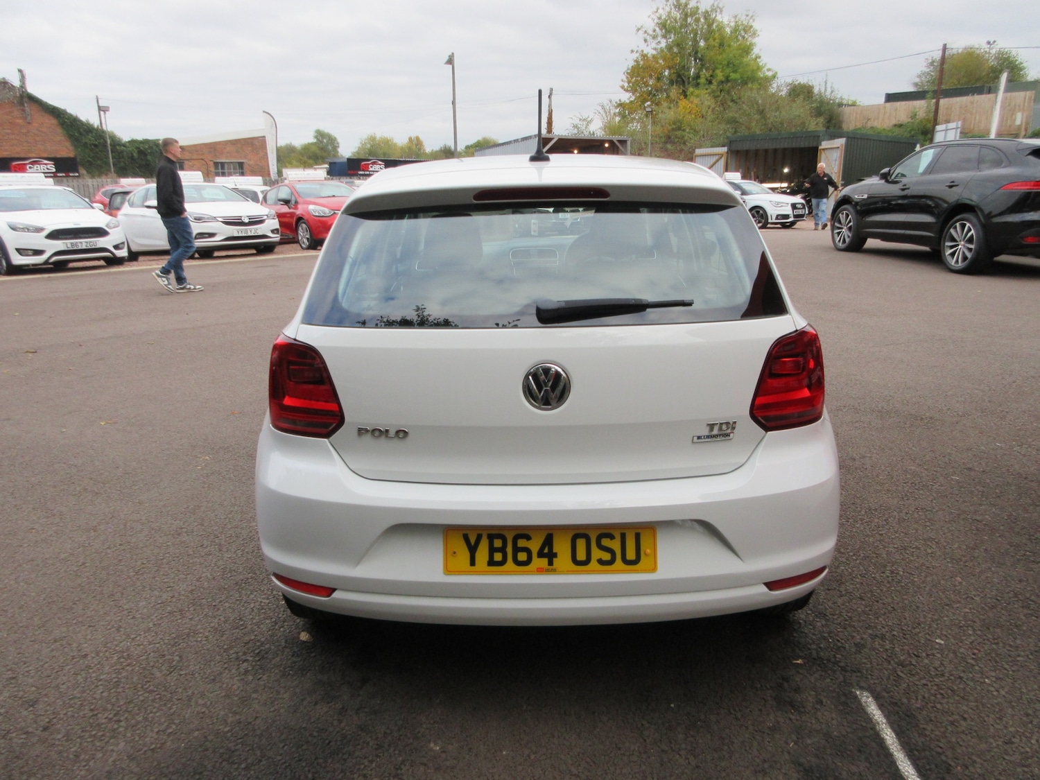 Used Volkswagen Polo 2014 for sale - 76129694: Photo 6