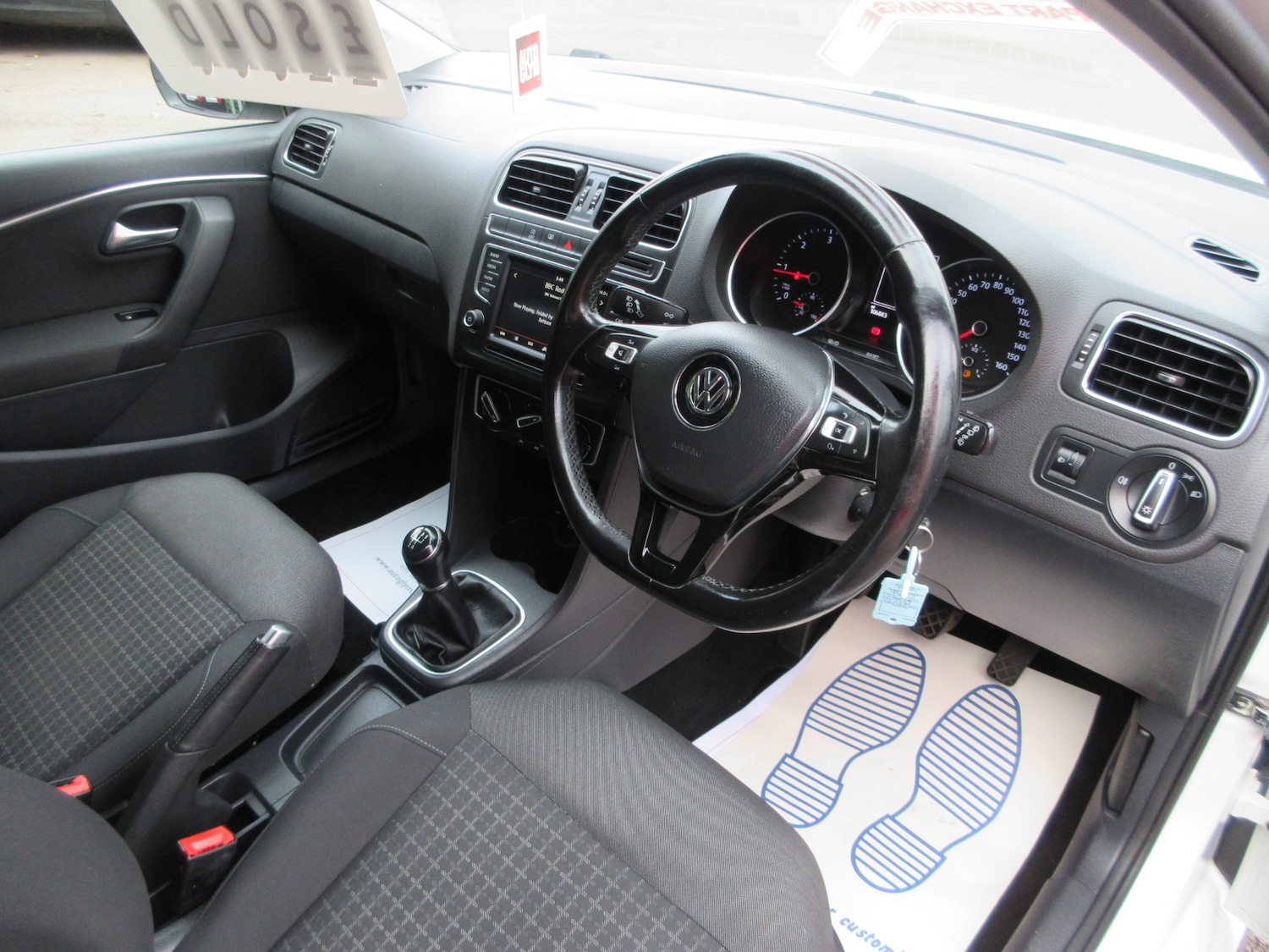 Used Volkswagen Polo 2014 for sale - 76129694: Photo 9