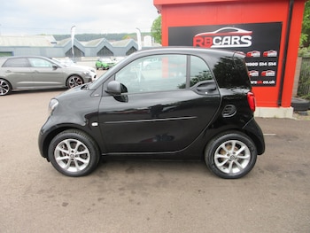 Used smart fortwo 2018 for sale - 78381443: Photo