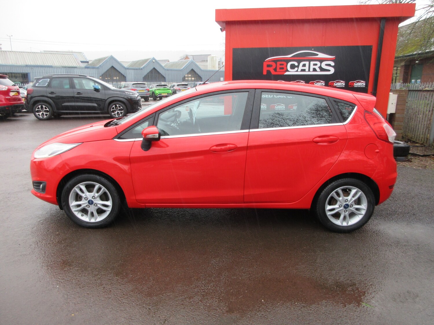 Used Ford Fiesta 2016 for sale - 77240366: Photo 4