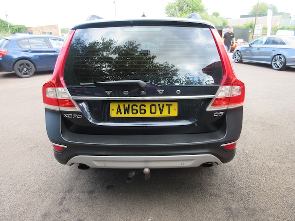 Used Volvo XC70 2017 for sale - 75035169: Photo 4