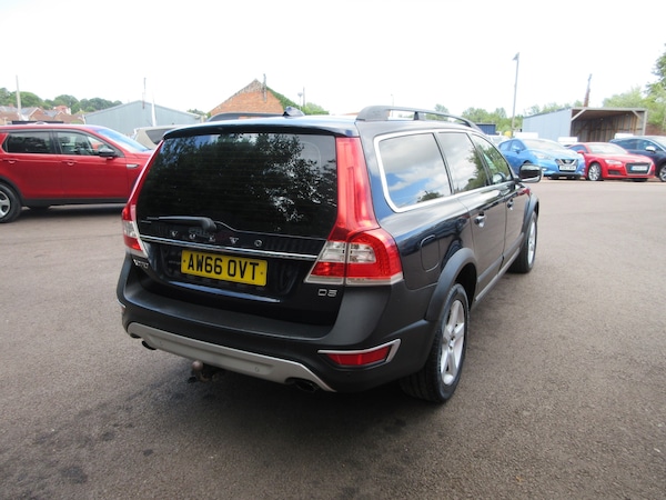 Used Volvo XC70 2017 for sale - 75035169: Photo 5