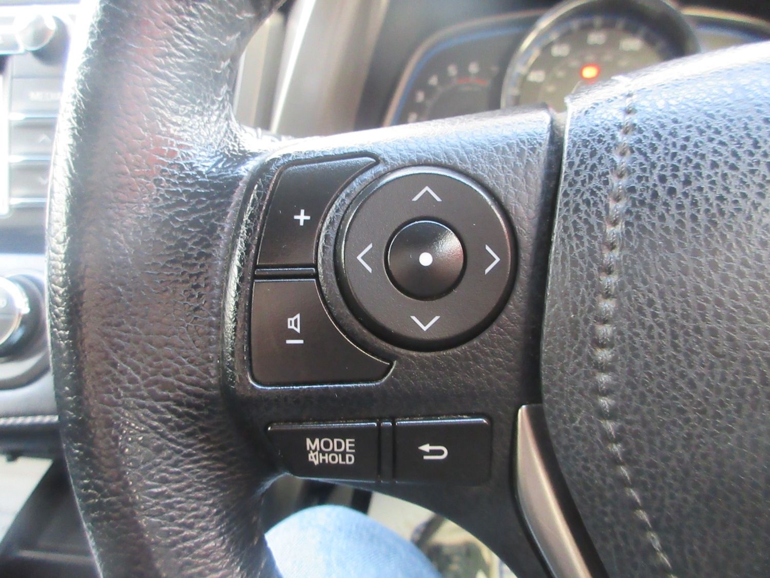 Used Toyota RAV4 2013 for sale - 77606961: Photo 11