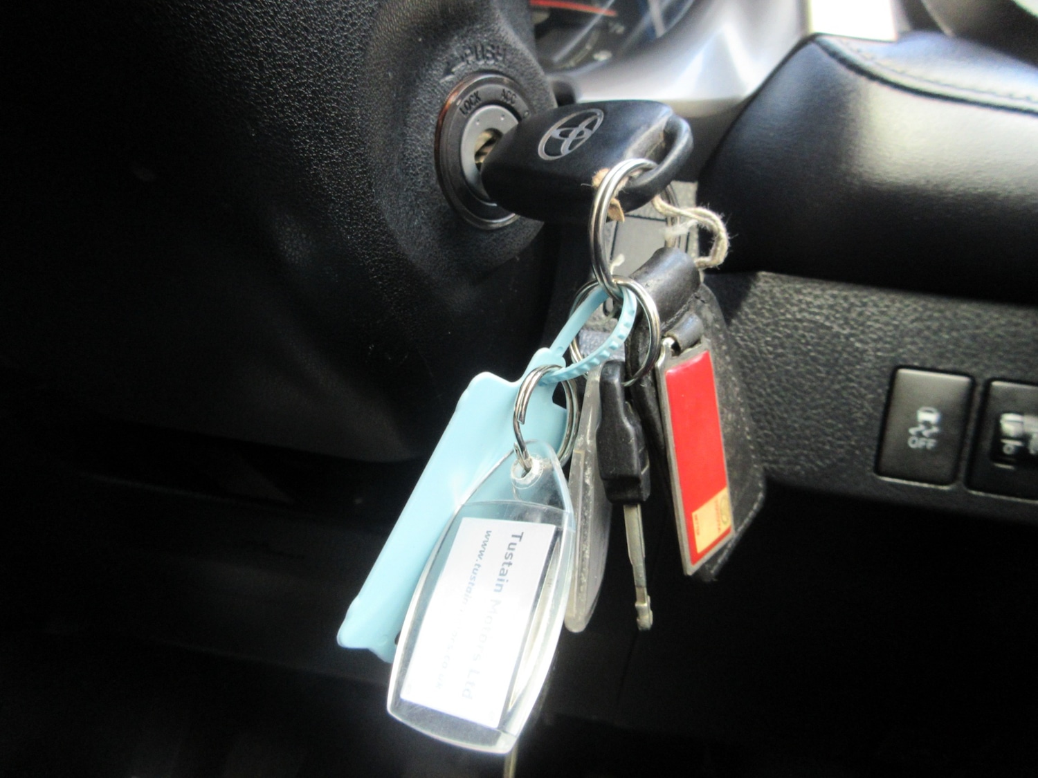 Used Toyota RAV4 2013 for sale - 77606961: Photo 14