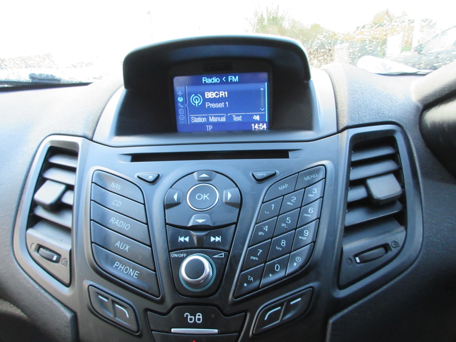 Used Ford Fiesta 2017 for sale - 76749048: Photo 11