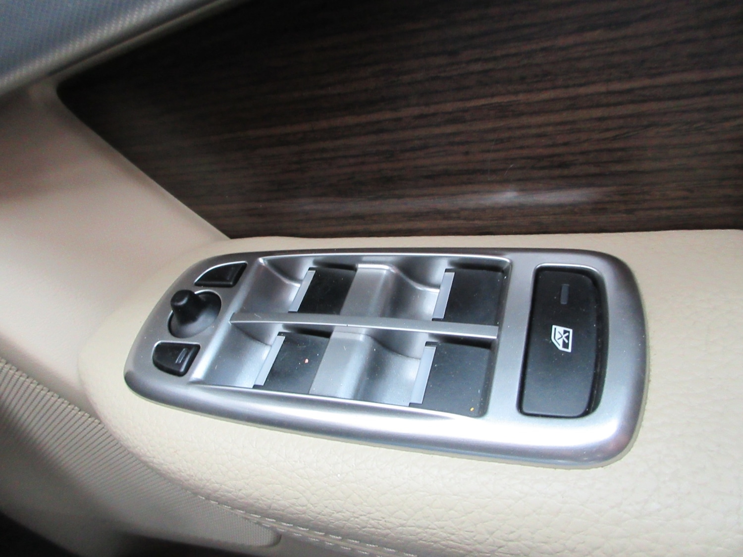 Used Jaguar XF 2013 for sale - 77261481: Photo 15