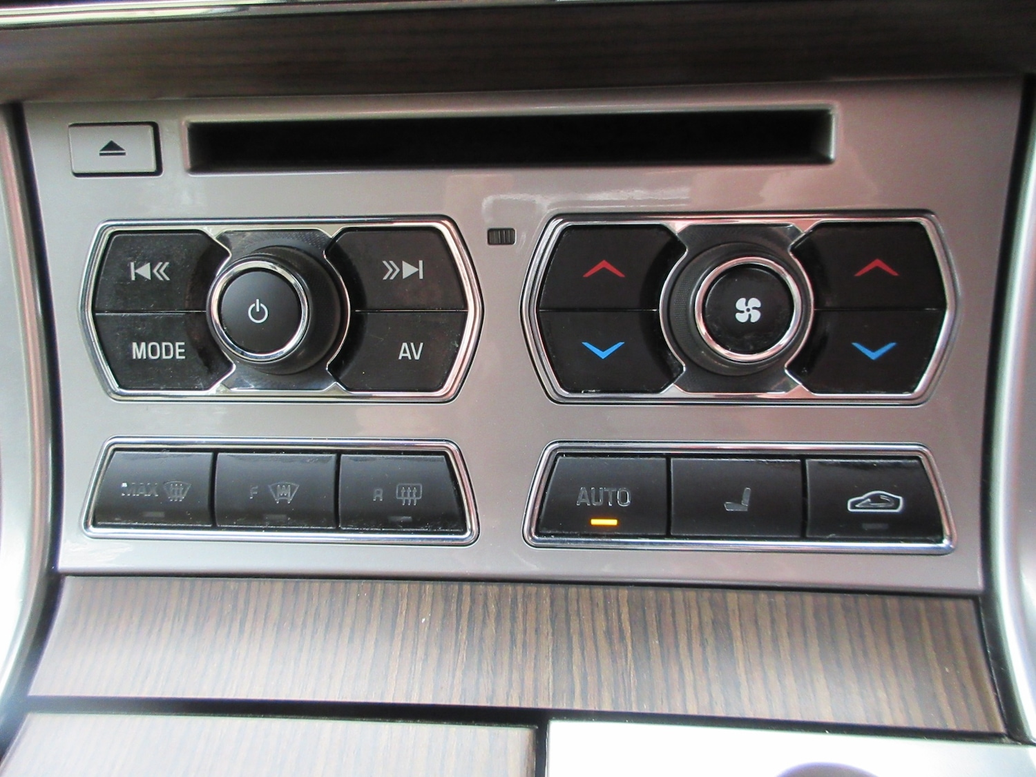 Used Jaguar XF 2013 for sale - 77261481: Photo 20